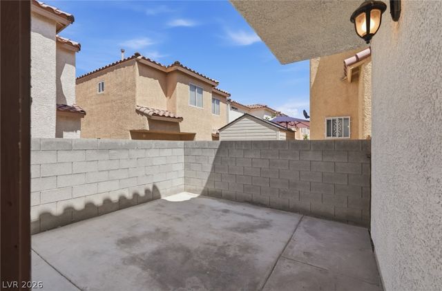 4049 Flower Patch Street, Las Vegas, NV 89115