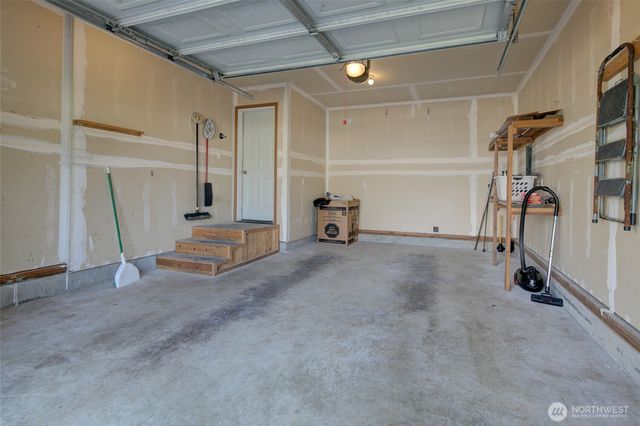 165 N Narwhal Loop NW, Ocean Shores, WA 98569