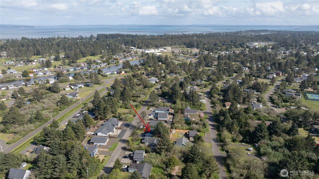 165 N Narwhal Loop NW, Ocean Shores, WA 98569