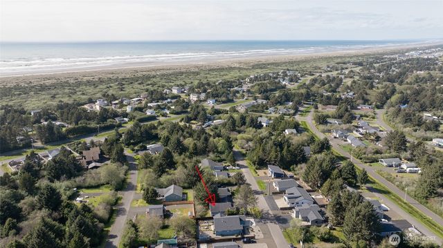 165 N Narwhal Loop NW, Ocean Shores, WA 98569