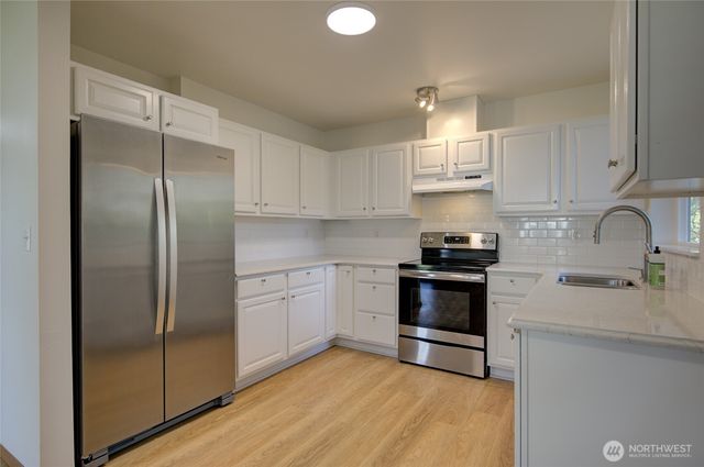 165 N Narwhal Loop NW, Ocean Shores, WA 98569