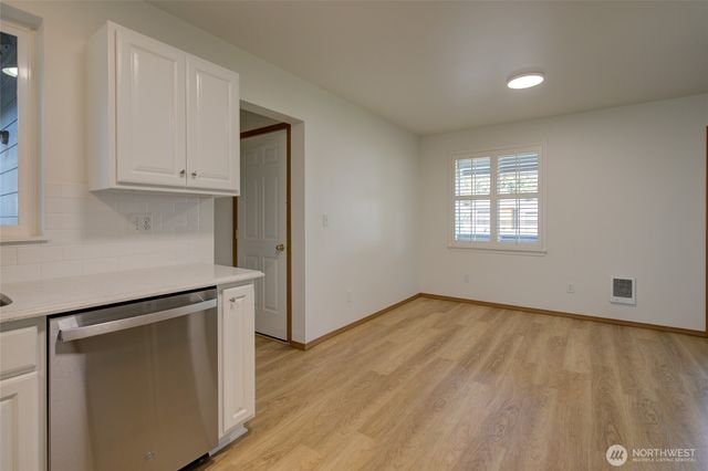 165 N Narwhal Loop NW, Ocean Shores, WA 98569