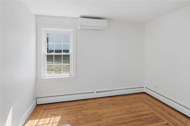 458 River Road, Lincoln, RI 02865