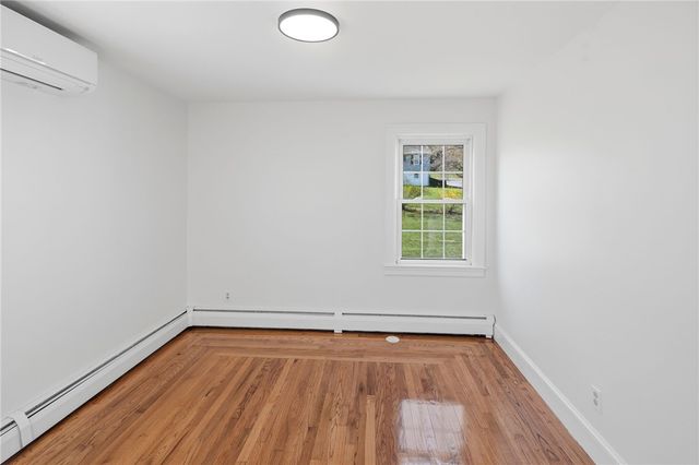 458 River Road, Lincoln, RI 02865