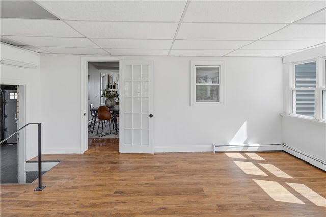 458 River Road, Lincoln, RI 02865