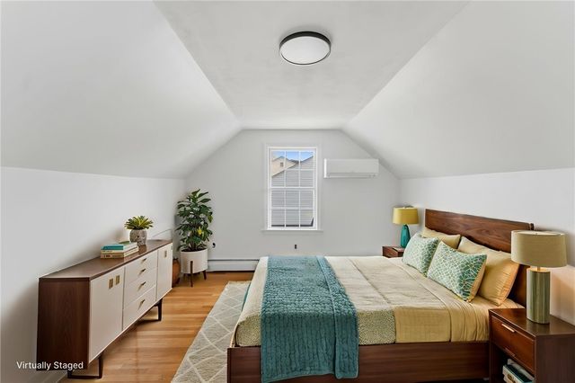 458 River Road, Lincoln, RI 02865