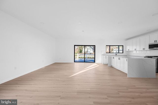 3108 ADAMS ST NE, Washington, DC 20018