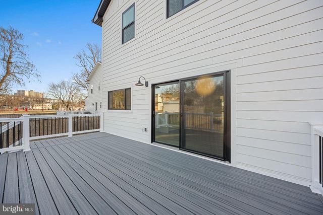 3108 ADAMS ST NE, Washington, DC 20018