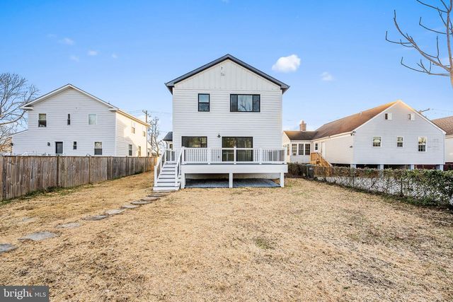 3108 ADAMS ST NE, Washington, DC 20018