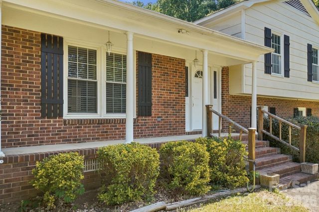 1890 Country Manor Lane, Rock Hill, SC 29730