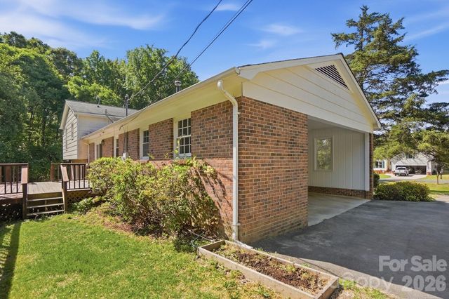 1890 Country Manor Lane, Rock Hill, SC 29730