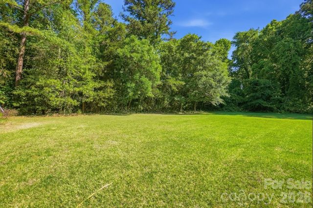 1890 Country Manor Lane, Rock Hill, SC 29730