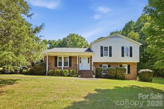 1890 Country Manor Lane, Rock Hill, SC 29730