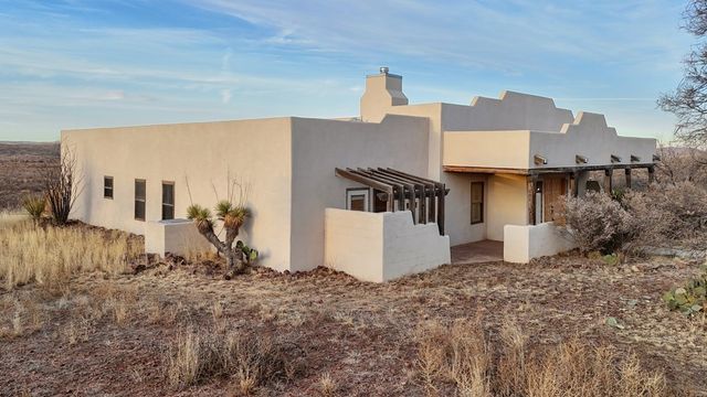 2014 Long Branch Dr, Alpine, TX 79830