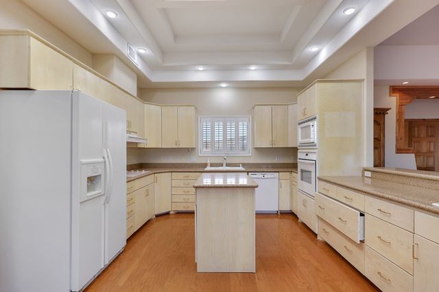 2014 Long Branch Dr, Alpine, TX 79830