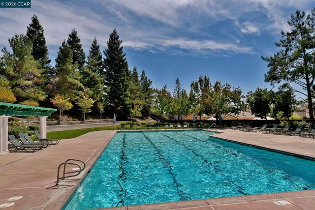 421 Stoneybrook Ct, Danville, CA 94506