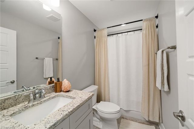 170 Arrow Glenn Court, Advance, NC 27006