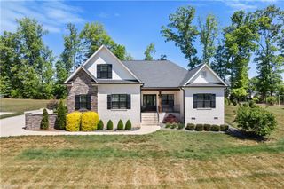 170 Arrow Glenn Court, Advance, NC 27006