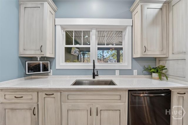 323 Edgewood Road, Guyton, GA 31312