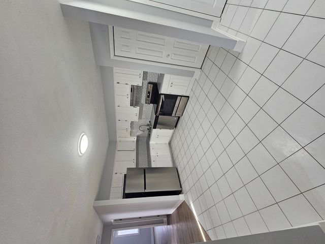 212 Madison Street 3B, Joliet, IL 60435