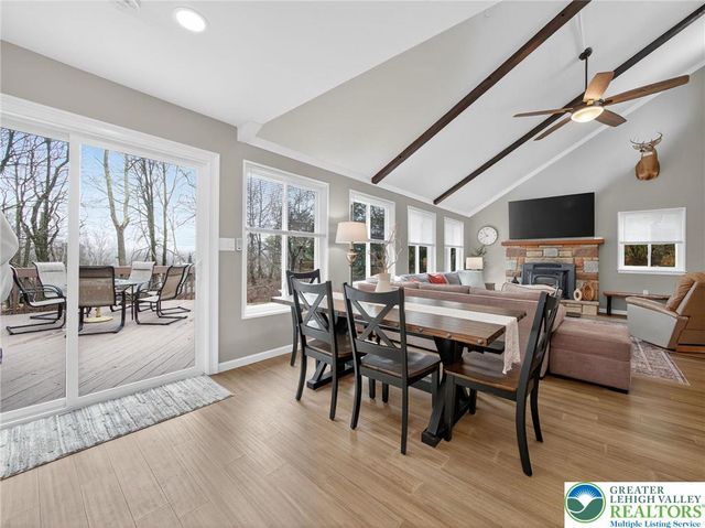 103 Eagle View Run, Tobyhanna Twp, PA 18334