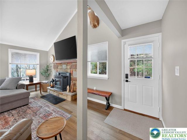 103 Eagle View Run, Tobyhanna Twp, PA 18334