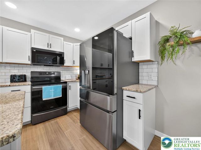 103 Eagle View Run, Tobyhanna Twp, PA 18334