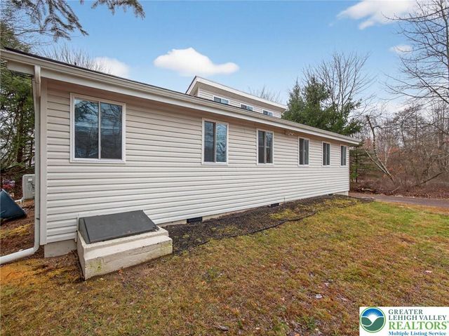 103 Eagle View Run, Tobyhanna Twp, PA 18334