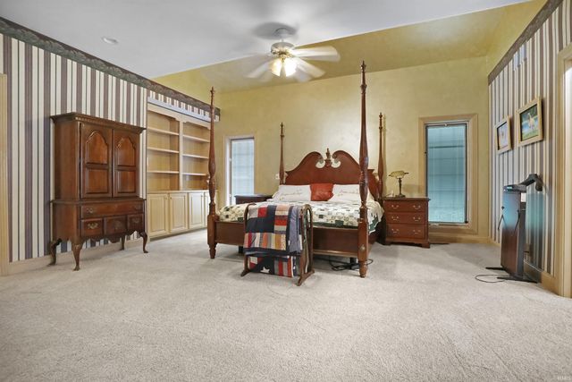 1411 S Center Road, Boonville, IN 47601