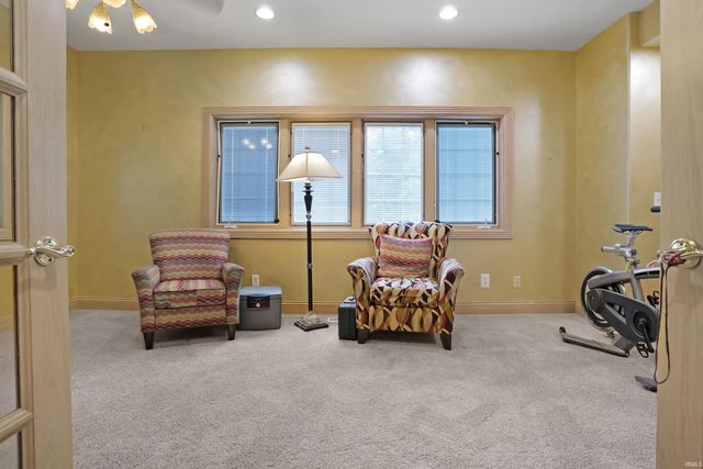 1411 S Center Road, Boonville, IN 47601