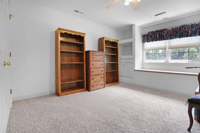 1411 S Center Road, Boonville, IN 47601