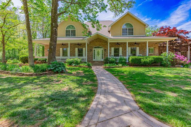 1411 S Center Road, Boonville, IN 47601