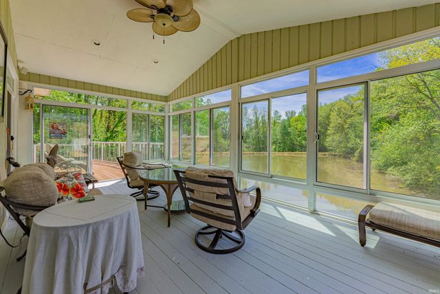 1411 S Center Road, Boonville, IN 47601