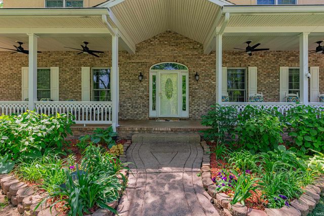 1411 S Center Road, Boonville, IN 47601