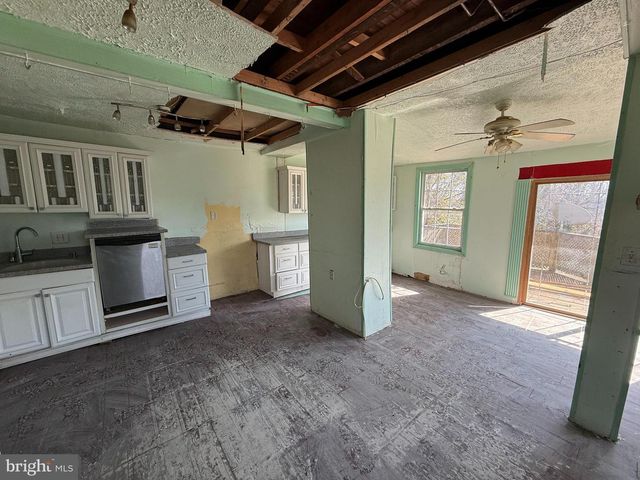 705 WOODBOURNE AVE, Baltimore, MD 21212