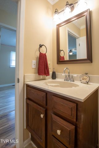 18373 Woodland Hills Road, Abingdon, VA 24210