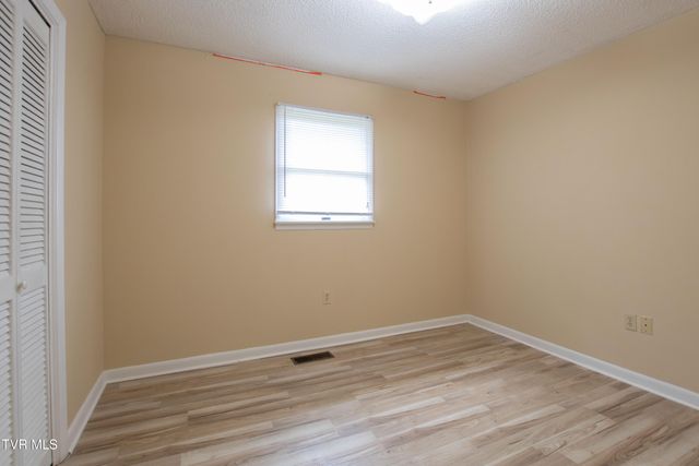 18373 Woodland Hills Road, Abingdon, VA 24210