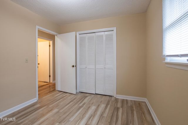 18373 Woodland Hills Road, Abingdon, VA 24210