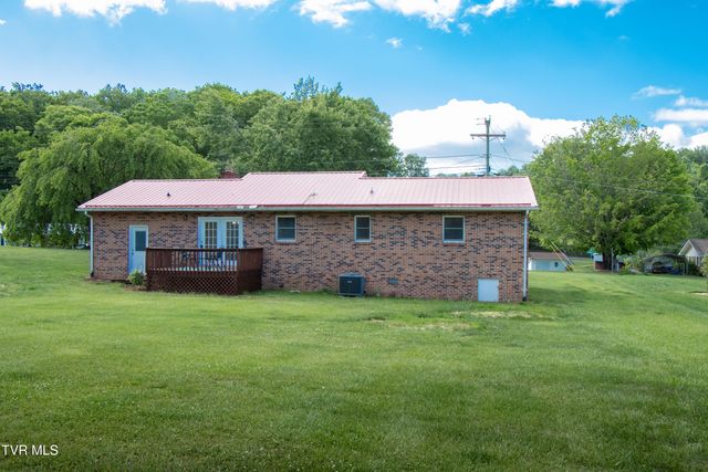 18373 Woodland Hills Road, Abingdon, VA 24210