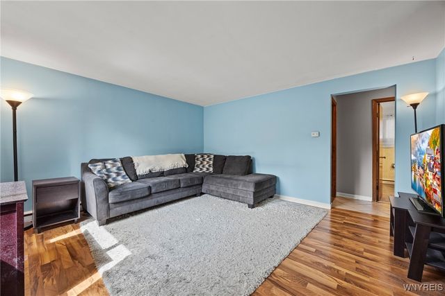 50 Pardee Avenue, Lancaster, NY 14086