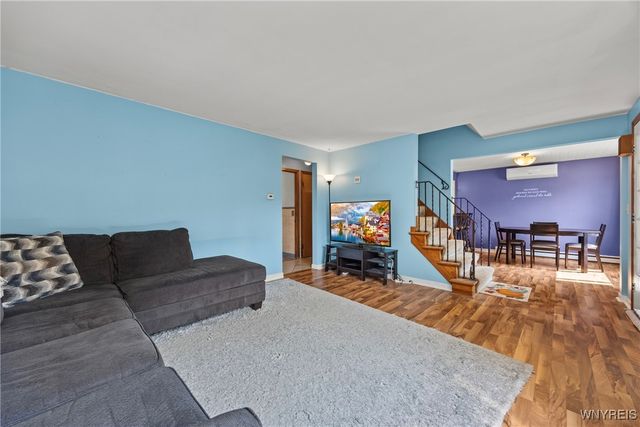 50 Pardee Avenue, Lancaster, NY 14086