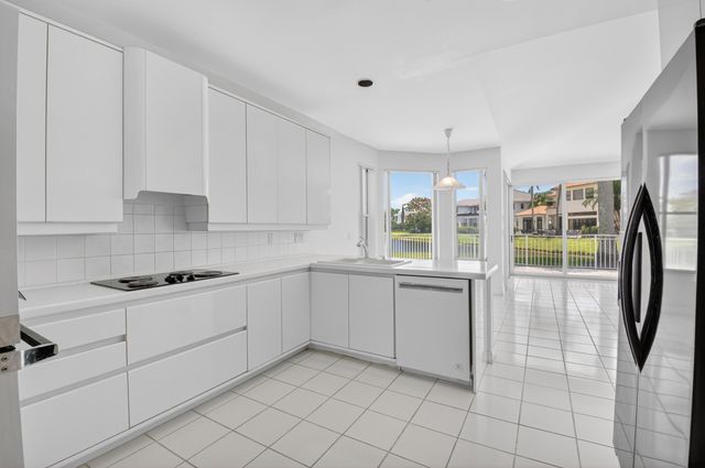 5768 Harrington Way, Boca Raton, FL 33496