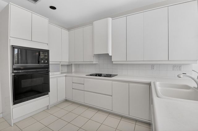 5768 Harrington Way, Boca Raton, FL 33496