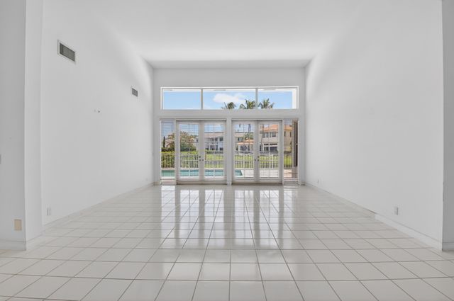 5768 Harrington Way, Boca Raton, FL 33496