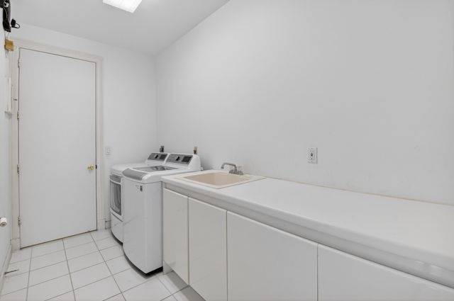 5768 Harrington Way, Boca Raton, FL 33496