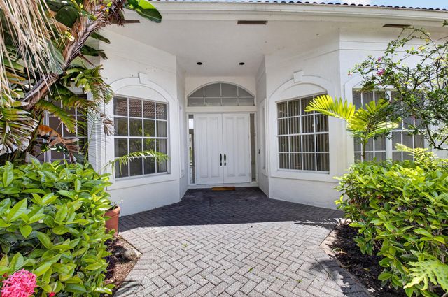 5768 Harrington Way, Boca Raton, FL 33496