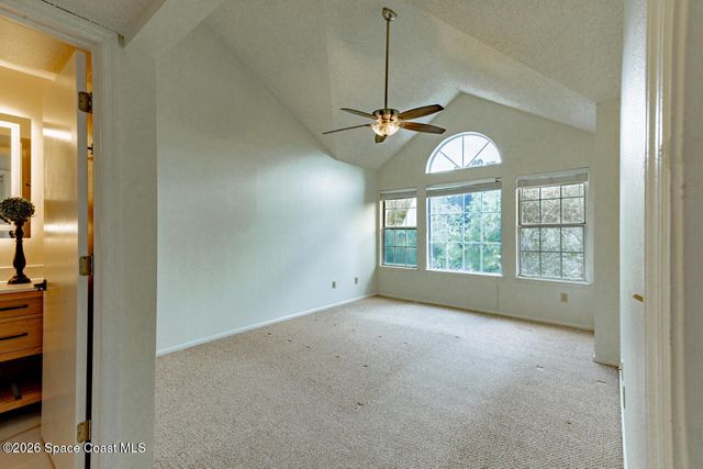 4895 Lake Waterford Way W 2-207, Melbourne, FL 32901