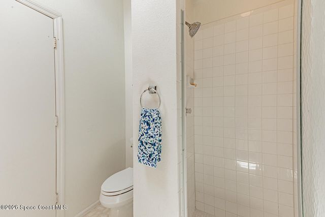 4895 Lake Waterford Way W 2-207, Melbourne, FL 32901