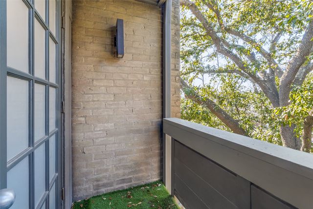 4024 Buena Vista Street, Dallas, TX 75204