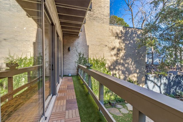 4024 Buena Vista Street, Dallas, TX 75204